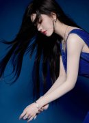 <b>宝物正在街上把奶显露来H</b>